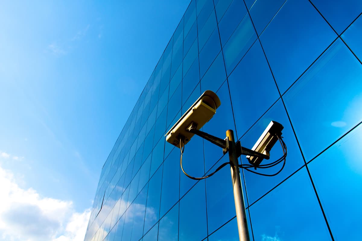 Vigilancia de viviendas e instalaciones industriales